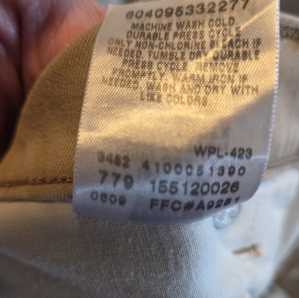 Levi's 512 Perfectly Slimming Bootcut Women's Jeans Size 16 - Picture 4 of 8